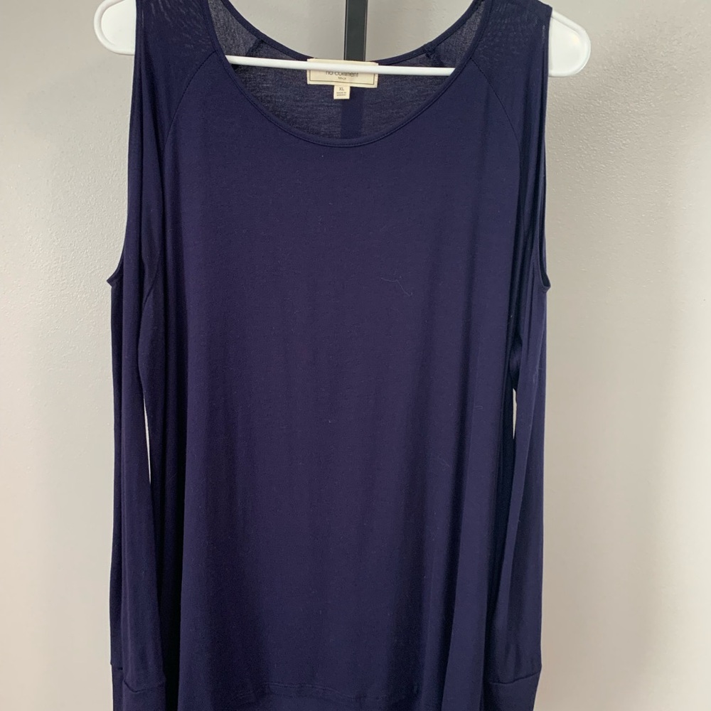 No Comment Cold Shoulder Top - Picture 4 of 16
